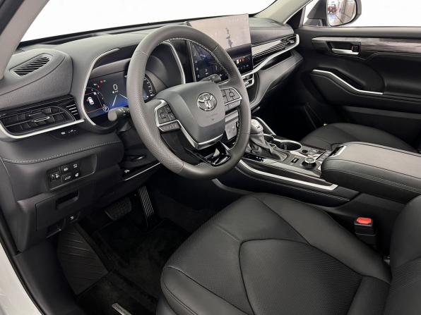 Toyota Highlander IV (XU70) с пробегом 2026 года, цена 5 950 000 рублей, 47 км, внедорожник, Автокод Объявления