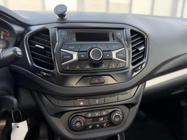 Lada (ВАЗ) Vesta I с пробегом 2019 года, цена 990 000 рублей, 96320 км, седан, Автокод Объявления