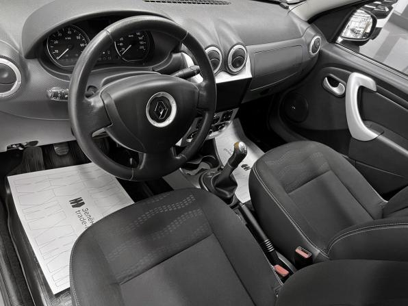 Renault Sandero I с пробегом 2013 года, цена 770 000 рублей, 119499 км, хэтчбек, Автокод Объявления