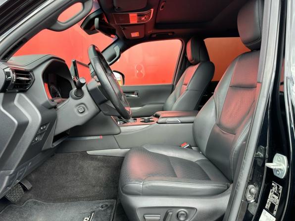 Toyota Land Cruiser 300 Series с пробегом 2021 года, цена 12 100 000 рублей, 66400 км, внедорожник, Автокод Объявления