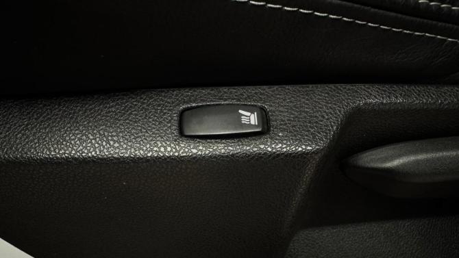 Renault Kaptur I с пробегом 2018 года, цена 1 025 000 рублей, 204335 км, внедорожник, Автокод Объявления