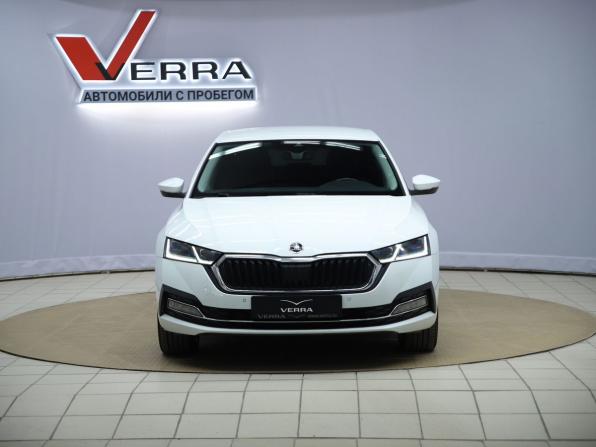 Skoda Octavia IV (A8) с пробегом 2021 года, цена 2 290 000 рублей, 127675 км, лифтбек, Автокод Объявления