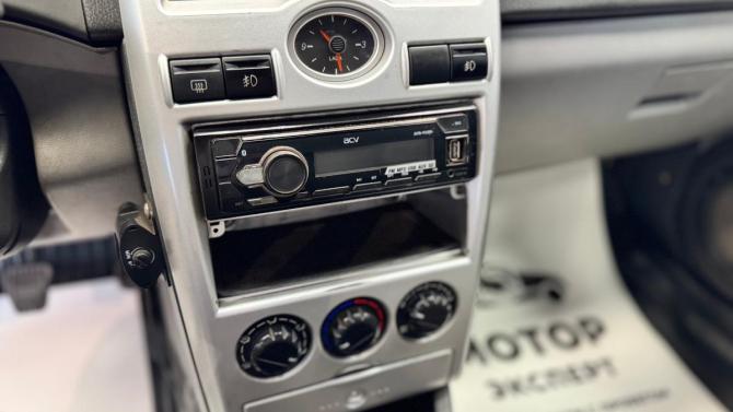Lada (ВАЗ) Priora I с пробегом 2008 года, цена 150 000 рублей, 251704 км, седан, Автокод Объявления