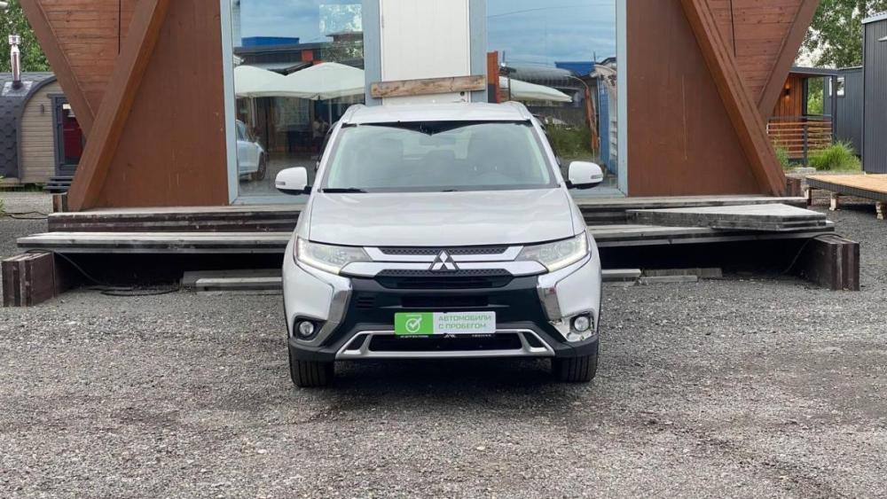 Mitsubishi Outlander III Рестайлинг 3 Санкт-Петербург  - изображение 2