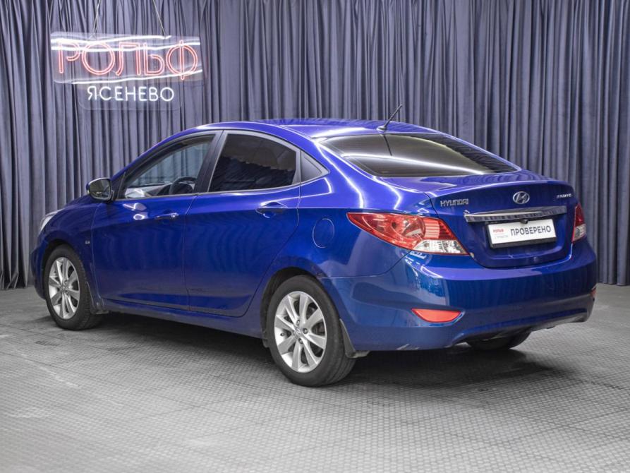 Hyundai Solaris I Москва  - изображение 7