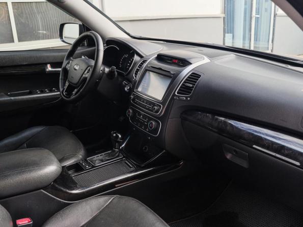 Kia Sorento II Рестайлинг с пробегом 2014 года, цена 1 870 000 рублей, 203846 км, внедорожник, Автокод Объявления