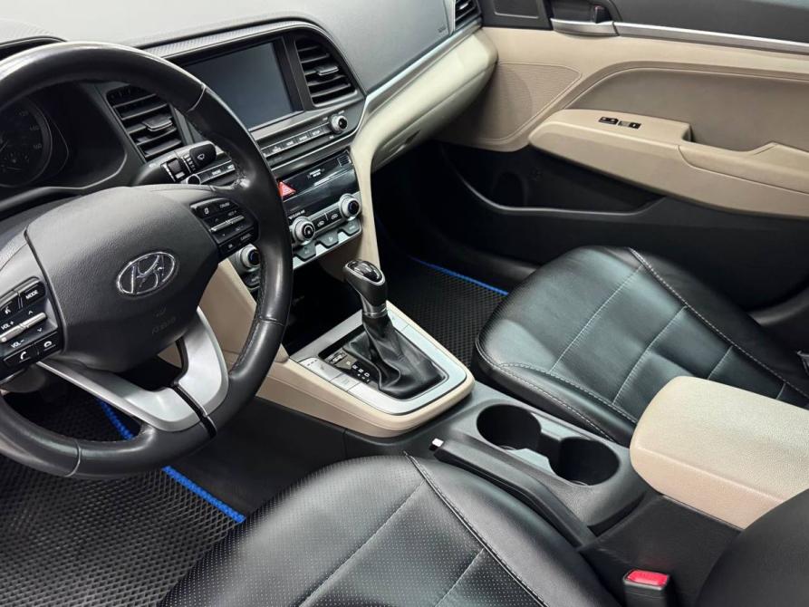 Hyundai Elantra VI (AD) Рестайлинг Ростов-на-Дону  - изображение 13