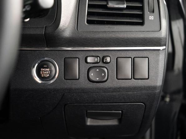 Toyota Avensis III с пробегом 2011 года, цена 1 200 500 рублей, 188478 км, универсал, Автокод Объявления