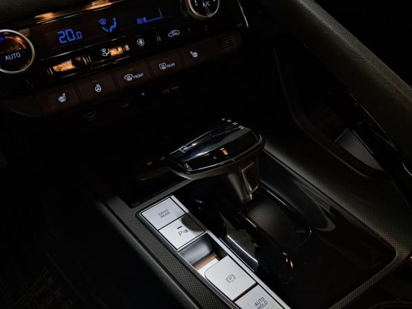 Hyundai Elantra VII (CN7) Рестайлинг с пробегом 2024 года, цена 2 350 000 рублей, 21000 км, седан, Автокод Объявления