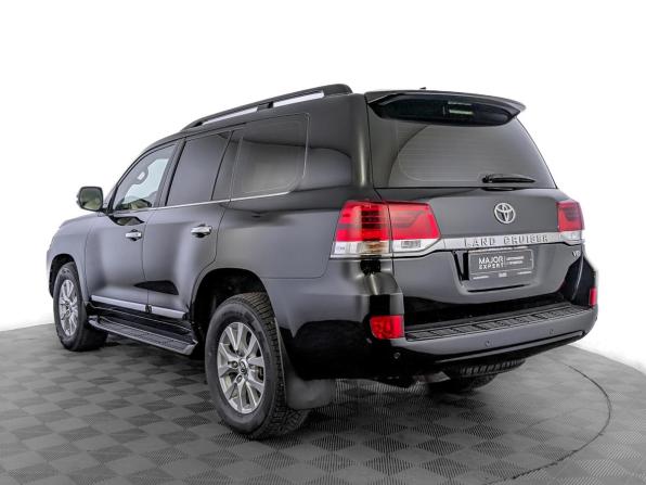 Toyota Land Cruiser 200 Series Рестайлинг 2 с пробегом 2016 года, цена 6 200 000 рублей, 110281 км, внедорожник, Автокод Объявления