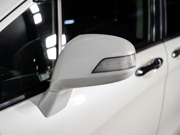 Honda Freed I с пробегом 2009 года, цена 975 000 рублей, 147323 км, компактвэн, Автокод Объявления