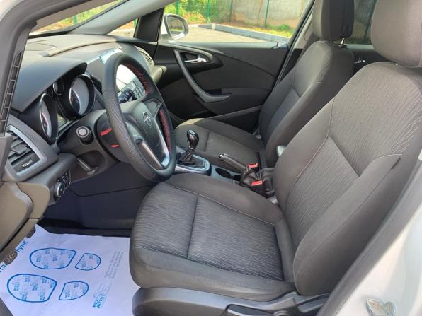 Opel Astra J Рестайлинг с пробегом 2014 года, цена 798 000 рублей, 164737 км, хэтчбек, Автокод Объявления