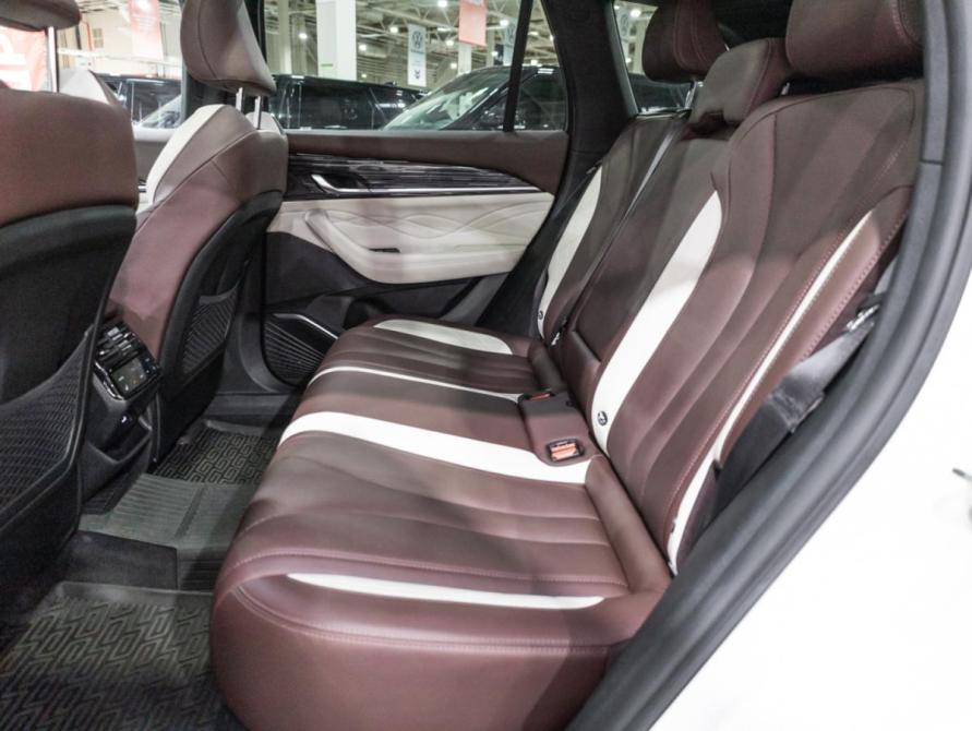 Geely Monjaro I Санкт-Петербург  - изображение 12