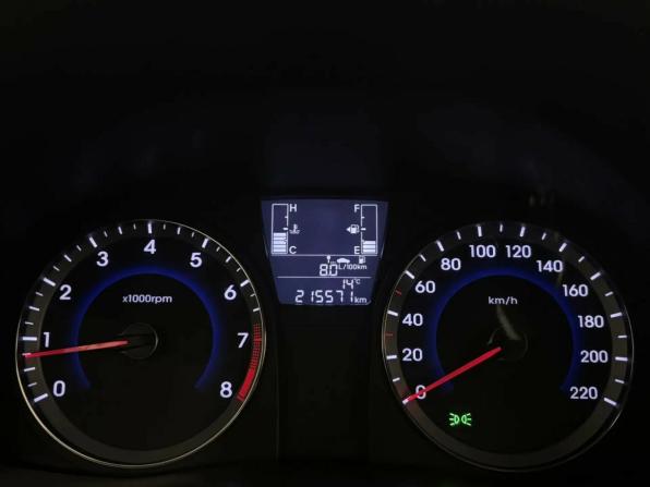 Hyundai Solaris I Рестайлинг с пробегом 2014 года, цена 699 000 рублей, 215554 км, хэтчбек, Автокод Объявления