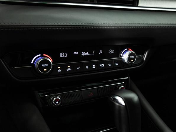 Mazda 6 III (GJ) Рестайлинг 2 с пробегом 2023 года, цена 2 679 700 рублей, 42497 км, седан, Автокод Объявления