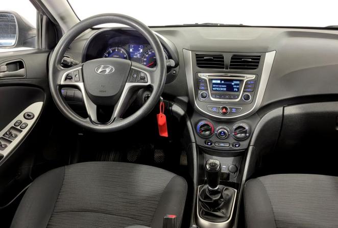 Hyundai Solaris I Рестайлинг с пробегом 2016 года, цена 1 050 000 рублей, 96671 км, хэтчбек, Автокод Объявления