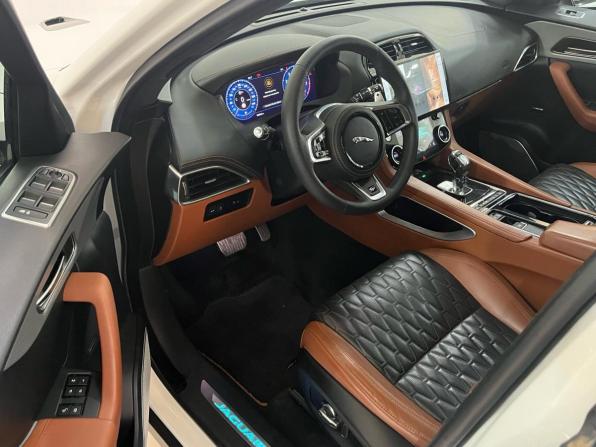 Jaguar F-Pace I с пробегом 2019 года, цена 6 950 000 рублей, 85918 км, внедорожник, Автокод Объявления