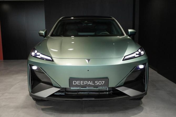 Новый Changan Deepal S07 I 2025 года, цена 5 289 900 рублей, внедорожник, Автокод Объявления
