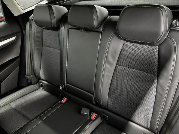 Skoda Karoq I с пробегом 2021 года, цена 2 415 000 рублей, 57195 км, внедорожник, Автокод Объявления