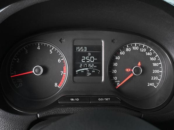 Volkswagen Polo V с пробегом 2015 года, цена 865 000 рублей, 217152 км, седан, Автокод Объявления
