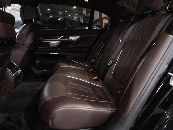 BMW 7 серии VI (G11/G12) с пробегом 2017 года, цена 3 699 700 рублей, 143366 км, седан, Автокод Объявления