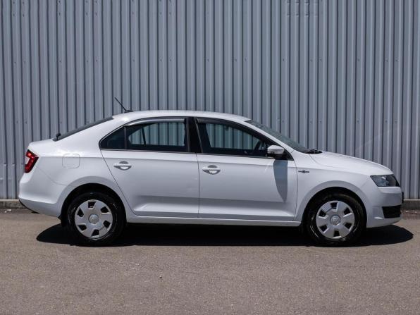 Skoda Rapid I Рестайлинг с пробегом 2019 года, цена 1 399 000 рублей, 102274 км, лифтбек, Автокод Объявления