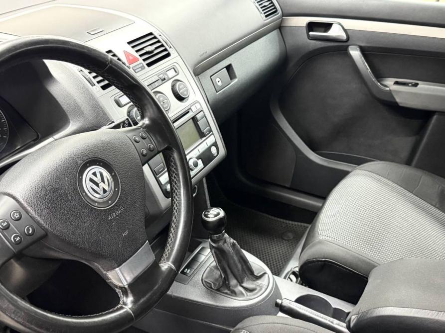 Volkswagen Touran I Рестайлинг Ростов-на-Дону  - изображение 14