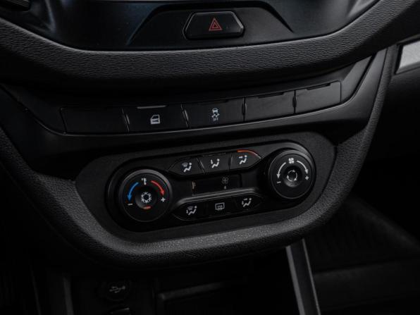 Lada (ВАЗ) Vesta I с пробегом 2021 года, цена 890 000 рублей, 107874 км, седан, Автокод Объявления