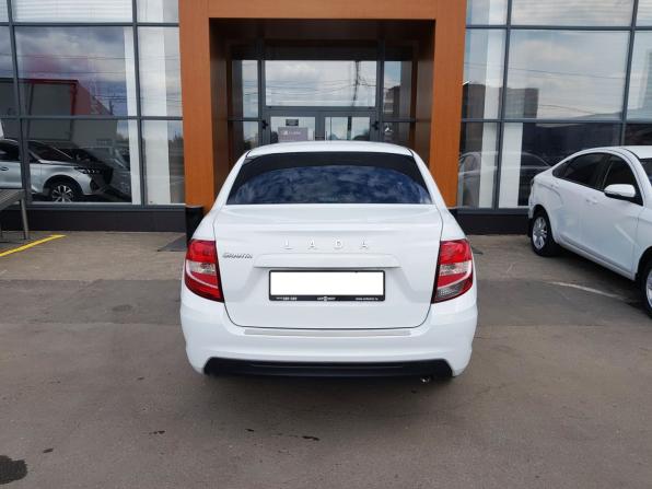 Lada (ВАЗ) Granta I Рестайлинг с пробегом 2022 года, цена 833 000 рублей, 38500 км, седан, Автокод Объявления