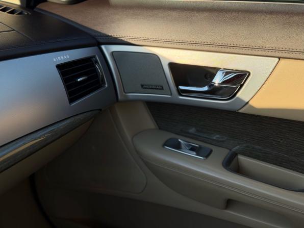 Jaguar XF I Рестайлинг с пробегом 2014 года, цена 1 570 000 рублей, 191092 км, седан, Автокод Объявления