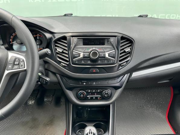 Lada (ВАЗ) Vesta I с пробегом 2022 года, цена 1 090 000 рублей, 55000 км, седан, Автокод Объявления