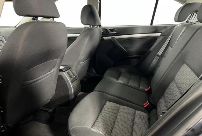 Skoda Octavia II (A5) Рестайлинг с пробегом 2012 года, цена 640 000 рублей, 235450 км, лифтбек, Автокод Объявления