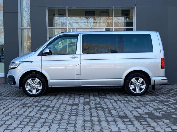 Volkswagen Multivan T6 Рестайлинг с пробегом 2020 года, цена 4 479 000 рублей, 159000 км, минивэн, Автокод Объявления