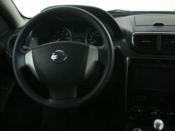 Nissan Terrano III (D10) с пробегом 2015 года, цена 1 050 000 рублей, 132000 км, внедорожник, Автокод Объявления