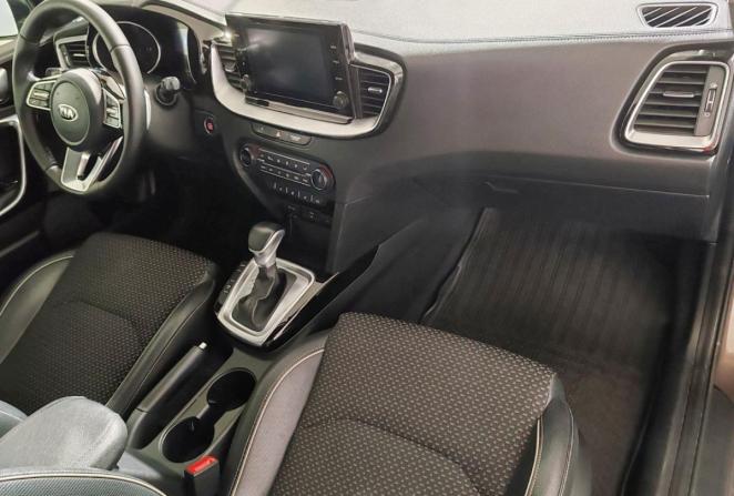 Kia Ceed III с пробегом 2021 года, цена 1 900 000 рублей, 137110 км, универсал, Автокод Объявления