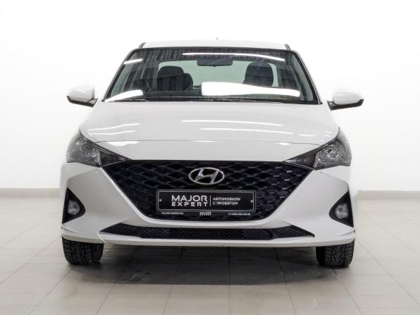 Hyundai Solaris II Рестайлинг с пробегом 2021 года, цена 1 440 000 рублей, 83670 км, седан, Автокод Объявления