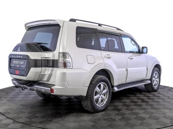 Mitsubishi Pajero IV Рестайлинг 2 с пробегом 2017 года, цена 3 125 000 рублей, 106953 км, внедорожник, Автокод Объявления
