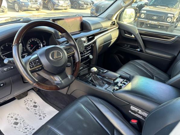 Lexus LX III Рестайлинг 2 с пробегом 2016 года, цена 5 980 000 рублей, 229500 км, внедорожник, Автокод Объявления