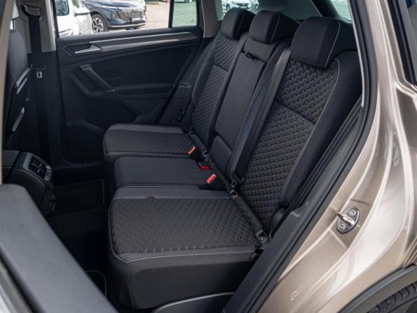 Volkswagen Tiguan II с пробегом 2018 года, цена 2 130 000 рублей, 180735 км, внедорожник, Автокод Объявления