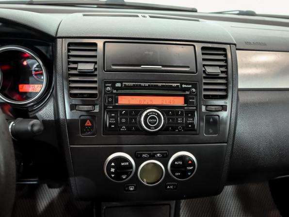 Nissan Tiida I Рестайлинг с пробегом 2012 года, цена 550 000 рублей, 217944 км, седан, Автокод Объявления