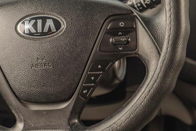 Kia Ceed II с пробегом 2013 года, цена 799 000 рублей, 215000 км, хэтчбек, Автокод Объявления