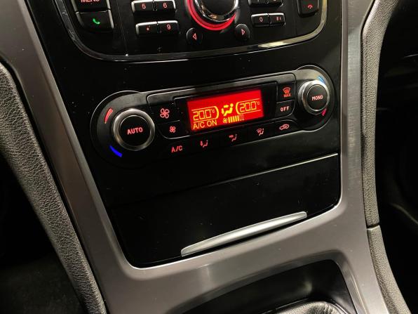 Ford Mondeo IV Рестайлинг с пробегом 2011 года, цена 750 000 рублей, 260694 км, седан, Автокод Объявления