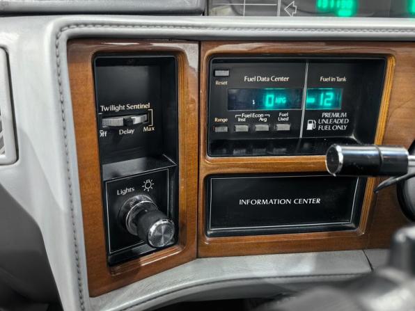 Cadillac Fleetwood I с пробегом 1990 года, цена 2 960 000 рублей, 211000 км, седан, Автокод Объявления