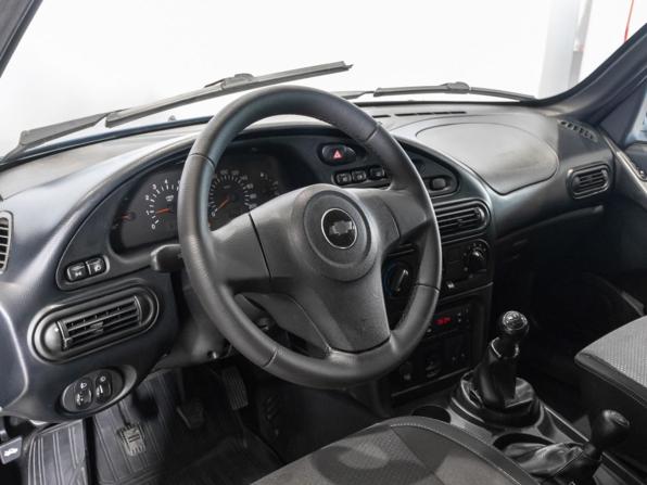 Chevrolet Niva I Рестайлинг с пробегом 2017 года, цена 770 000 рублей, 136148 км, внедорожник, Автокод Объявления