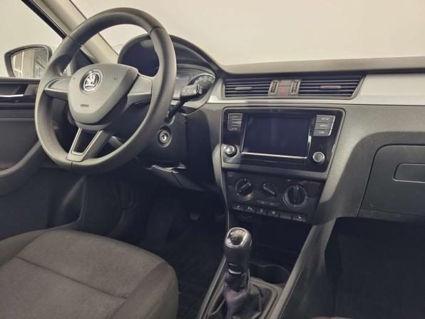 Skoda Rapid I Рестайлинг с пробегом 2018 года, цена 1 129 000 рублей, 90000 км, лифтбек, Автокод Объявления