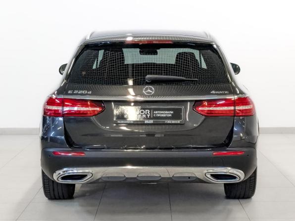 Mercedes-Benz E-Класс V (W213 S213 C238) Рестайлинг с пробегом 2021 года, цена 4 800 000 рублей, 67168 км, универсал, Автокод Объявления