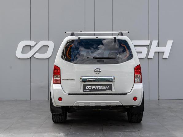 Nissan Pathfinder III Рестайлинг с пробегом 2013 года, цена 1 770 000 рублей, 192992 км, внедорожник, Автокод Объявления