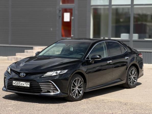 Toyota Camry VIII (XV70) Рестайлинг с пробегом 2023 года, цена 3 550 000 рублей, 34833 км, седан, Автокод Объявления