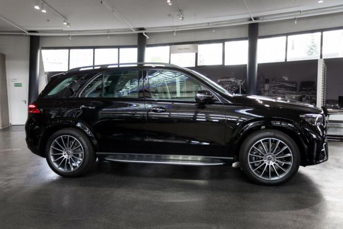 Новый Mercedes-Benz GLE II (V167) Рестайлинг 2026 года, цена 15 215 000 рублей, внедорожник, Автокод Объявления