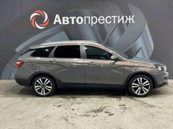 Lada (ВАЗ) Vesta I с пробегом 2021 года, цена 990 000 рублей, 81830 км, универсал, Автокод Объявления